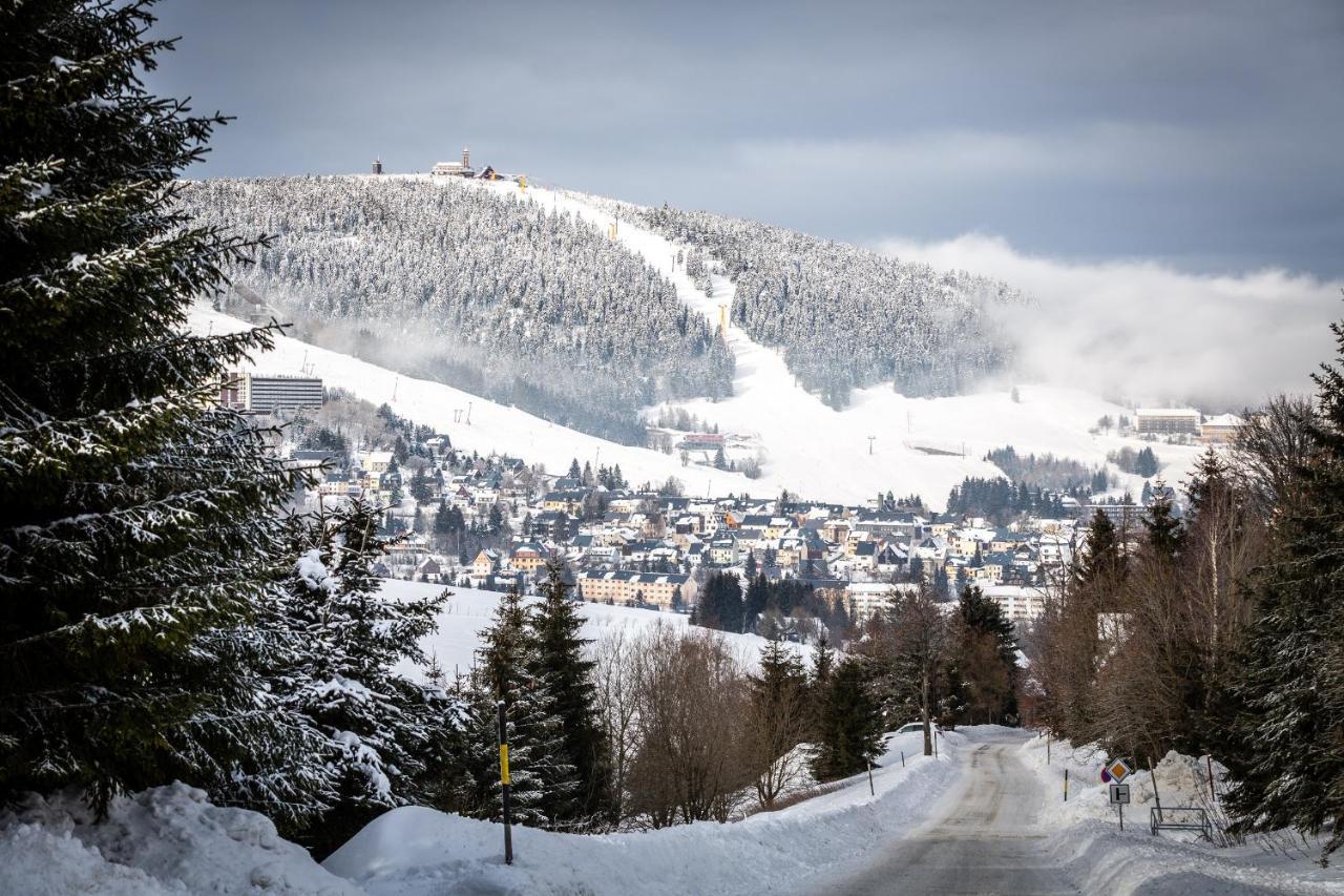 Ski Chalet Klinovec Лоучна-под-Кліновцем Екстер'єр фото