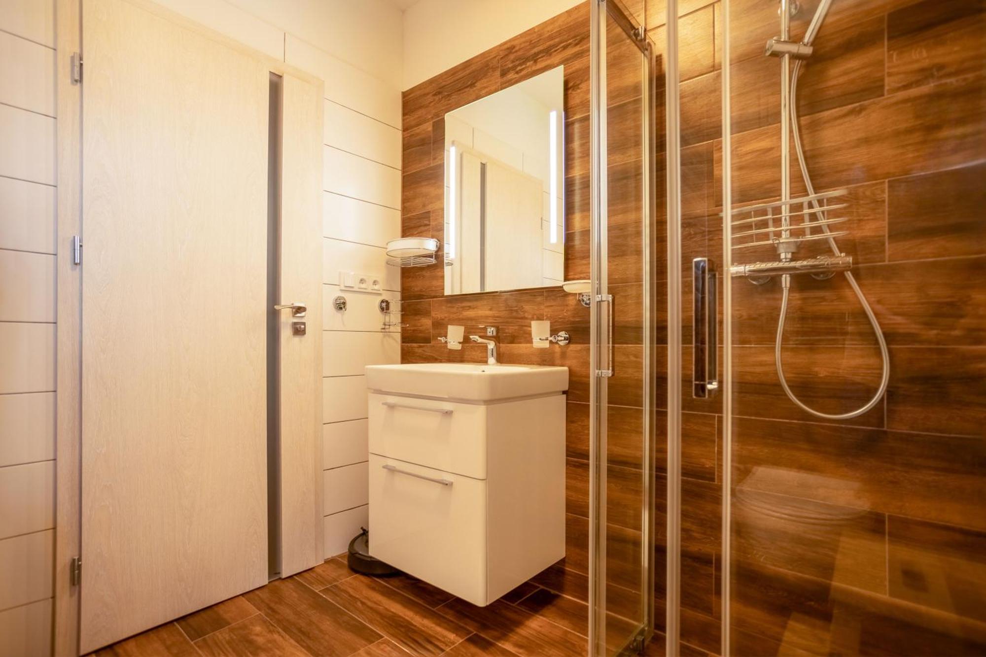 Ski Chalet Klinovec Лоучна-под-Кліновцем Номер фото